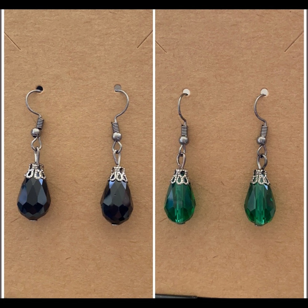 2 Set Beautiful Sparkly Earrings